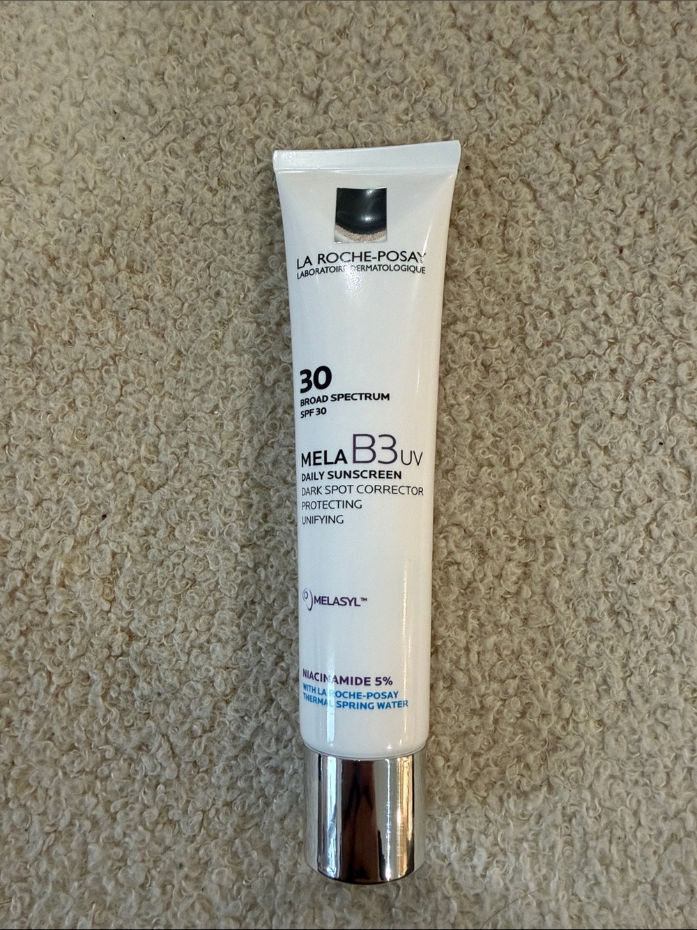 La Roche-Posay Mela B3 UV Face Sunscreen SPF 30 with Niacinamide, 1.35oz NWOB